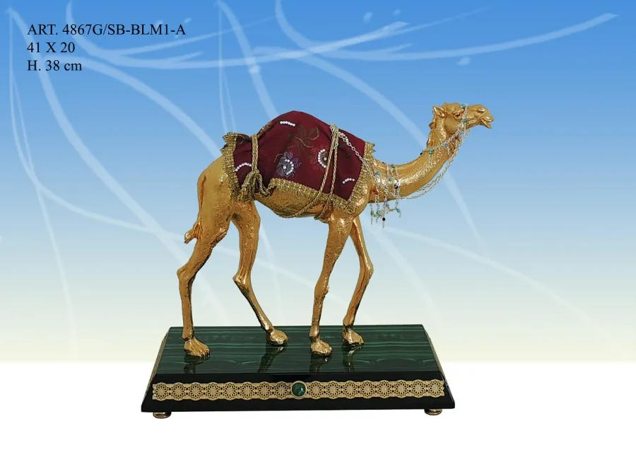 obrazek 1 Cudowna figura wielbłąda na czarnej podstawie