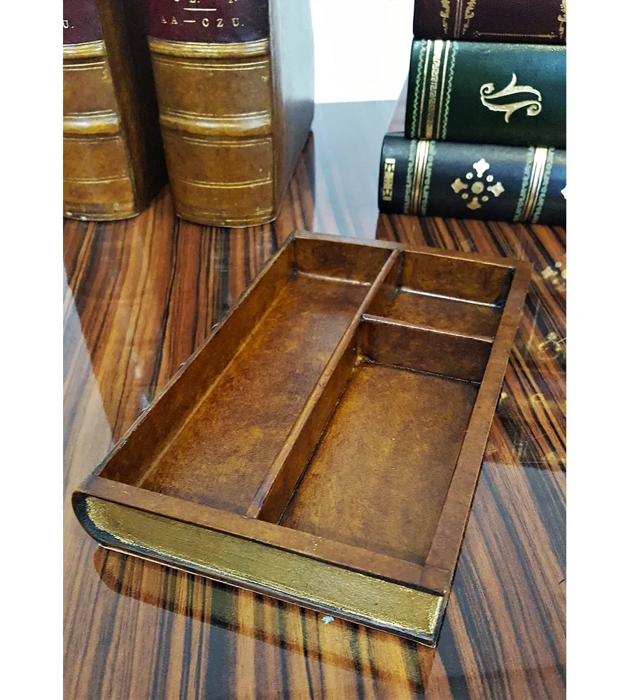 picture 4 Luxurious tool set for the desk by The Original Book Works