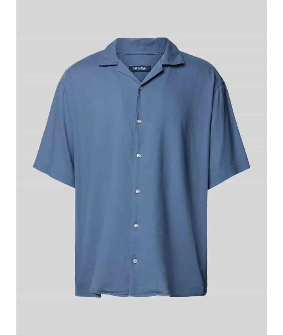 obrazek 1 Koszula casualowa o kroju tailored fit z kołnierzem z połami