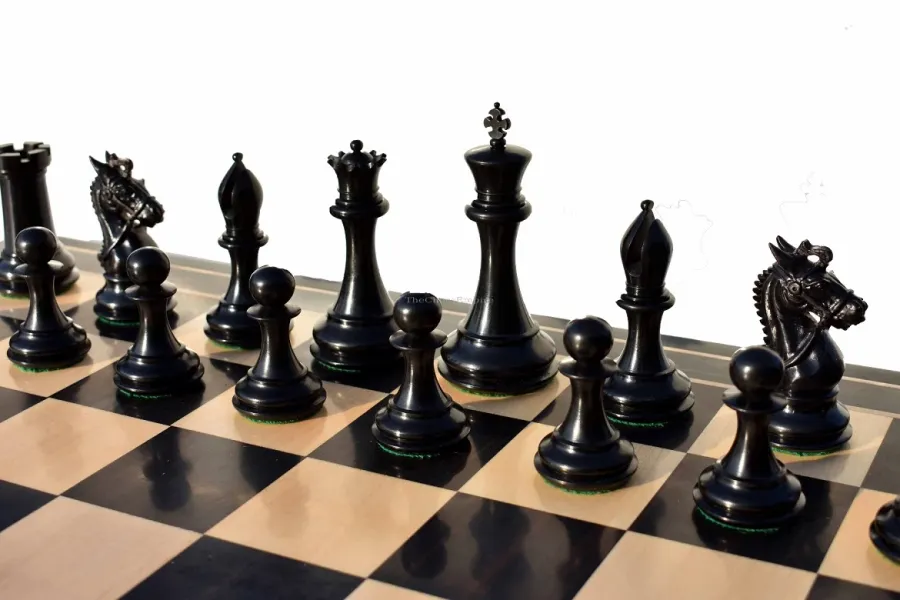 obrazek 7 Nowoczesne figury szachowe z luksusową planszą serii Sultan - The Chess Empire