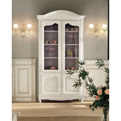 Zdjęcie Wyszukana szafka szklana w stylu prowansalskim - Interiors Italia
