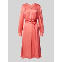 Zdjęcie Sukienka midi w kopertowym stylu z wiskozy