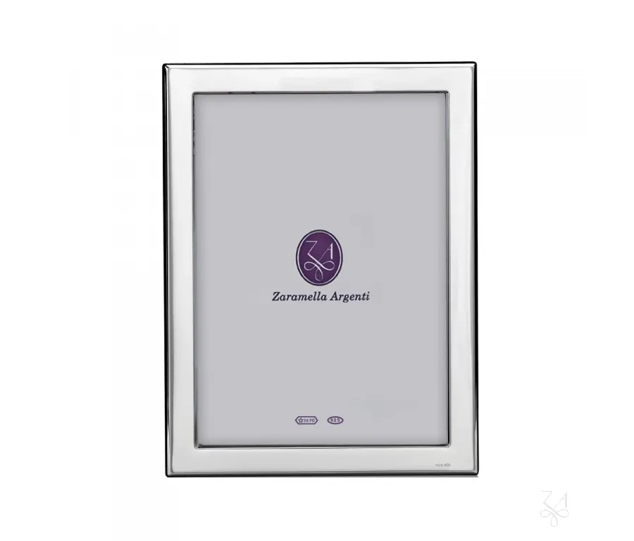 obrazek 1 Unikalna ramka na zdjęcia 15×20 cm ze srebra - Zaramella Argenti