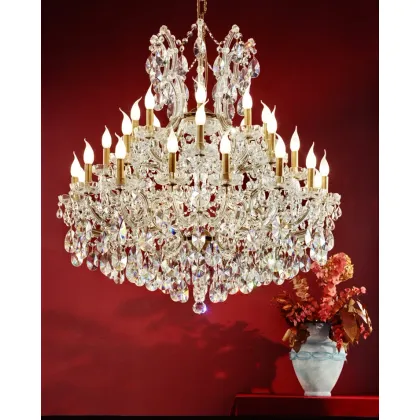 Zdjęcie Cudowny włoski żyrandol wykonany z kryształu