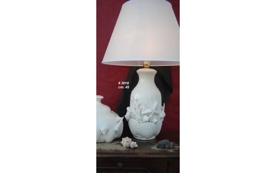 obrazek 1 Lampa z muszlami
