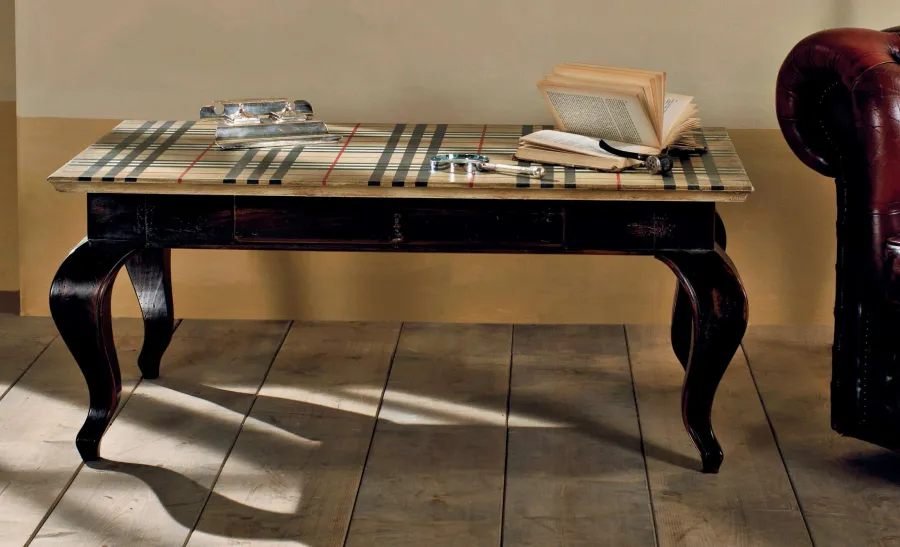obrazek 2 Włoski stolik wykonany z drewna - Interiors Italia