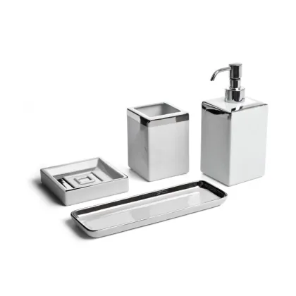 Zdjęcie Elegancka mydelniczka z porcelany w trzech zdobieniach