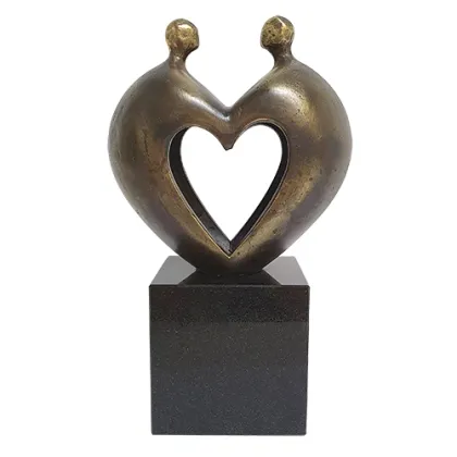 Zdjęcie Fascynująca figurka z brązu