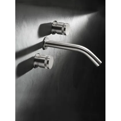 Zdjęcie Łazienkowa bateria ścienna podtynkowa 3-otworowa