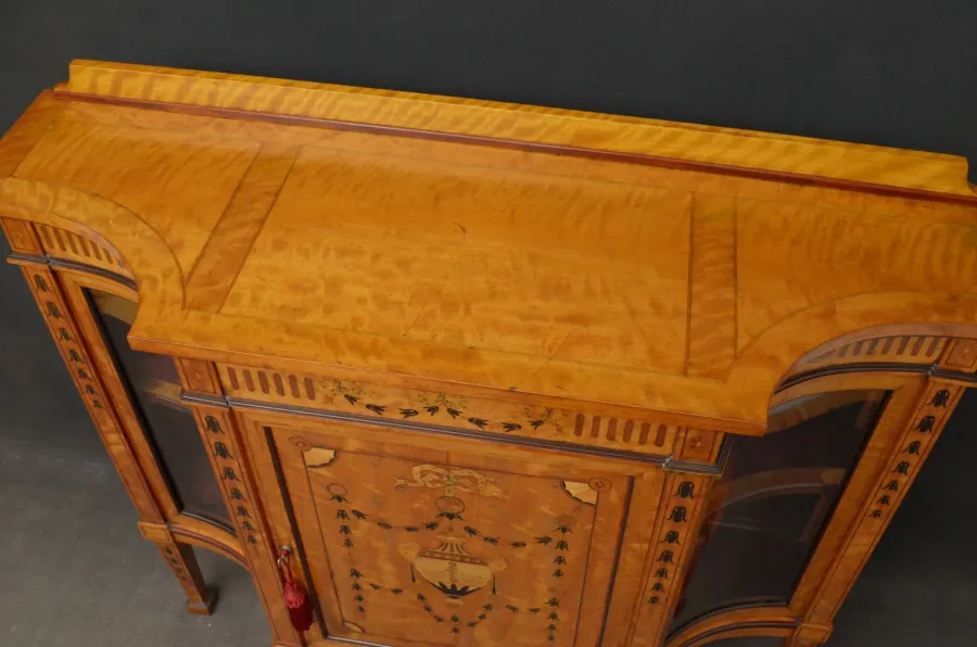 obrazek 5 Wyjątkowy edwardiański kredens/witryna Maple & Co, z inkrustowanym blatem - antyk