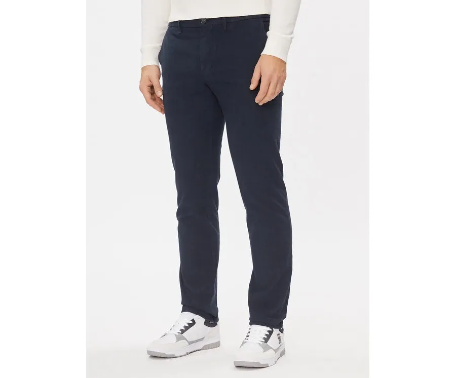 obrazek 1 Tommy Hilfiger Chinosy Denton MW0MW32935 Granatowy Slim Fit