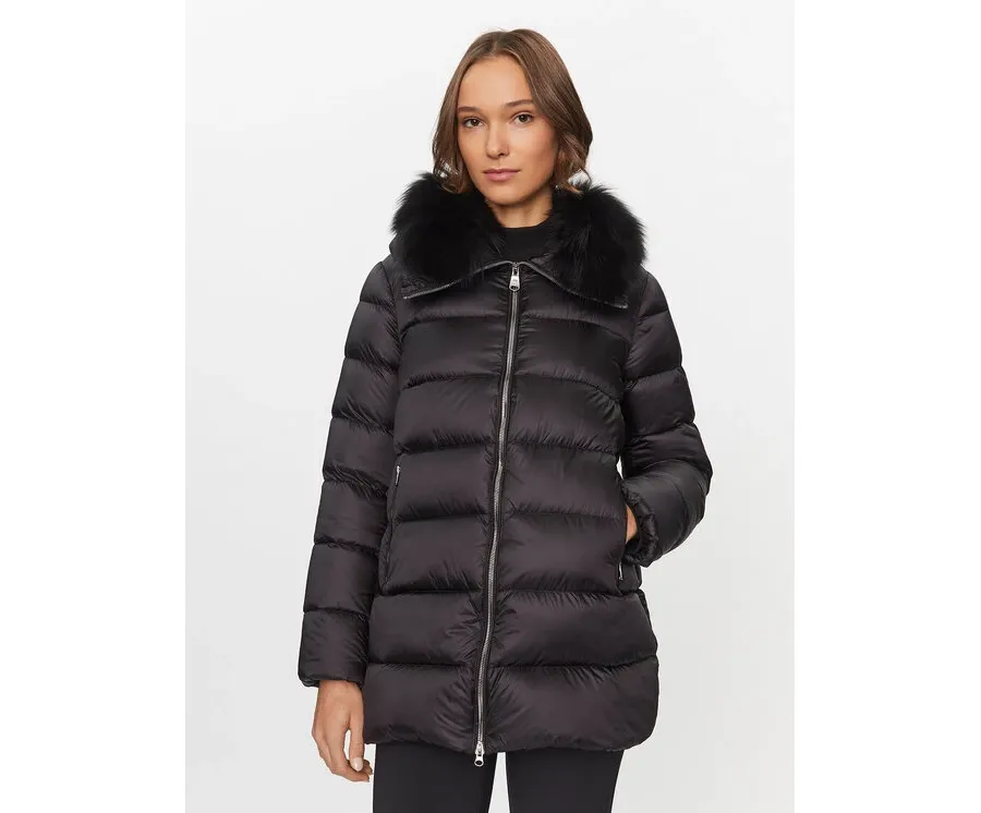 obrazek 1 Hetregó Kurtka puchowa Sena 8K603F 23WD02 Czarny Regular Fit
