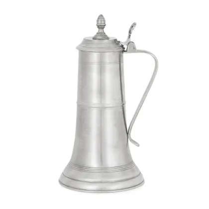 Zdjęcie Luksusowy bawarski kufel z dekoracyjną pokrywką – prezent na specjalną okazję