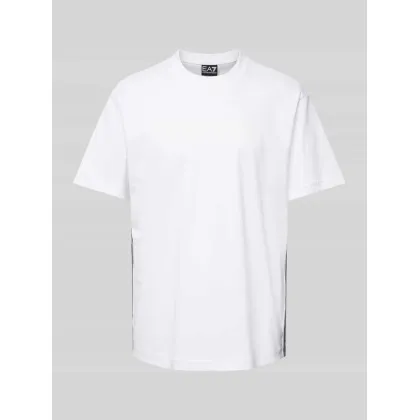 Zdjęcie T-shirt z nadrukiem z logo