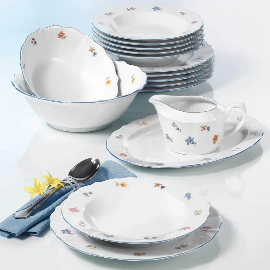 obrazek 3 Piękna porcelanowa maselniczka z kwiatowym zdobieniem – Seltmann Weiden