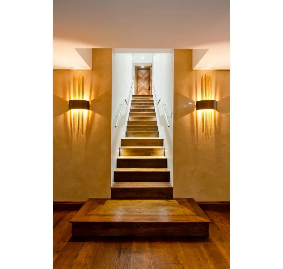 obrazek 7 Ekskluzywna lampa ścienna z abażurem do przestronnych wnętrz