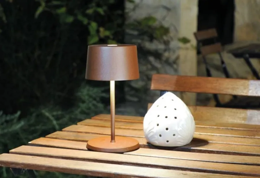 obrazek 4 Cudowna lampa stołowa z kolekcji Olivia Mini