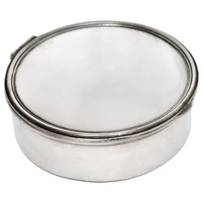 Picture An elegant box for trinkets