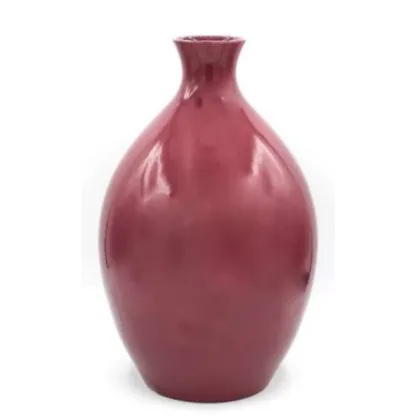 Picture An unusual ceramic vase from an Italian manufacturer