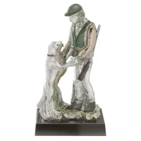 Zdjęcie Statuetka myśliwego z psem