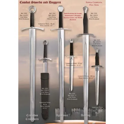 Zdjęcie Piękne repliki mieczy bojowych jako element dekoracyjny do wnętrz