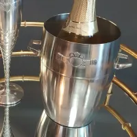 Zdjęcie Irlandzkie wiaderko na lód z pewteru zdobione wzorem Claddagh