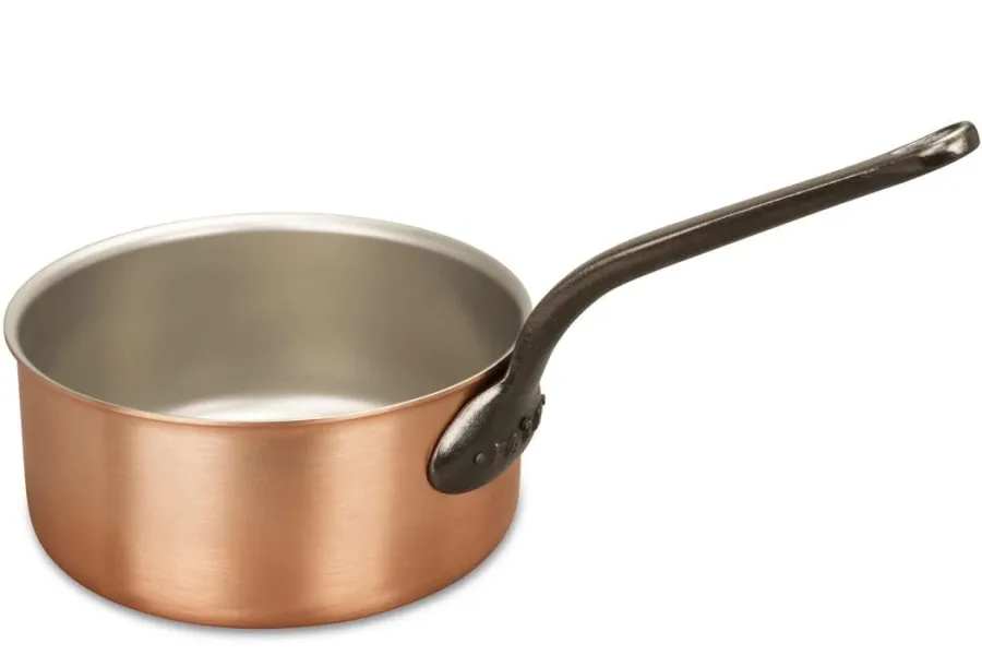 obrazek 1 Miedziany rondel 24 cm z żeliwną rączką