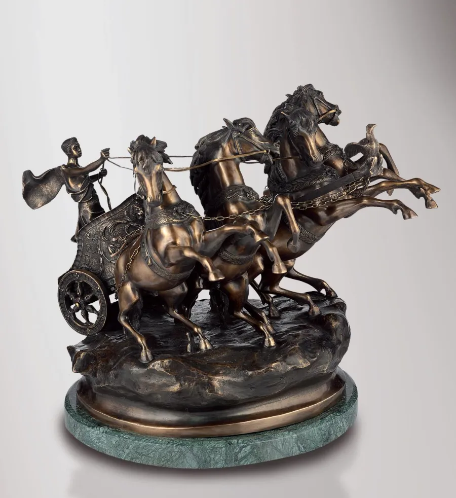 obrazek 1 Rzeźba z brązu przedstawiająca jeźdźca w 4-konnym rydwanie - Fonderia Artistica Ruocco