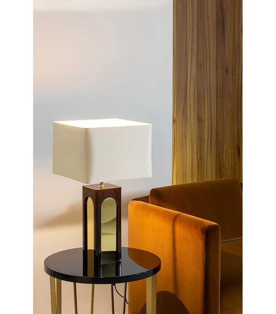 obrazek 2 Piękna lampa Metropolitan na biurko lub stolik