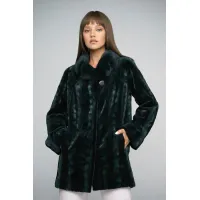 Zdjęcie Ubiór o niebanalnym wyglądzie - futro z norek - A&A Vesa