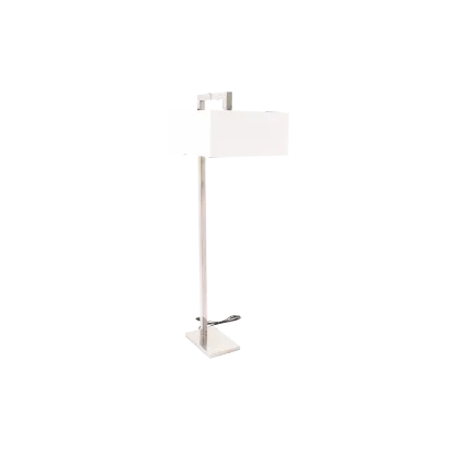 Zdjęcie Stylowa portugalska lampa stojąca