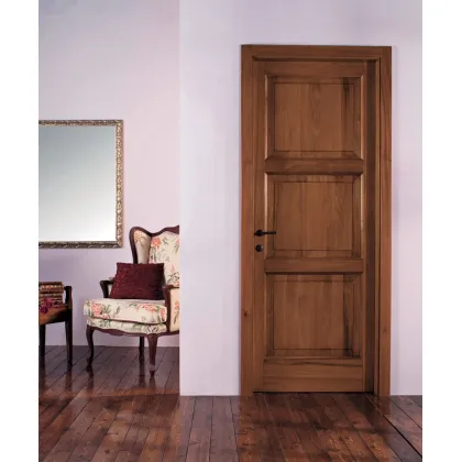 Zdjęcie Włoskie drzwi z litego drewna w stylu klasycznym