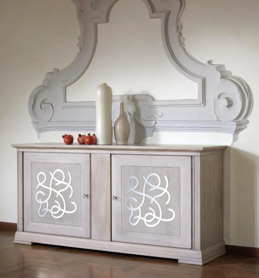 picture 1 Classic chest of drawers with 2 doors for luxury apartment - Cantiero
