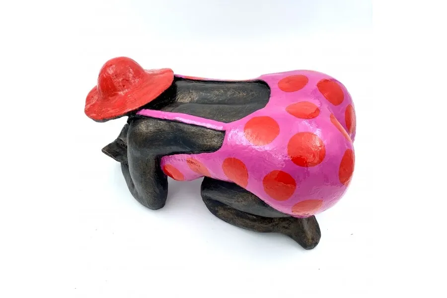 obrazek 2 Oryginalna figurka do ogrodu "Pośladki w górze"