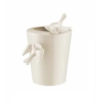 Zdjęcie Zachwycająca donica na kwiaty do jasnych wnętrz