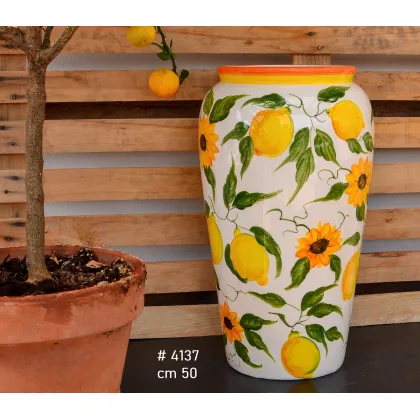 Picture An exquisite ceramic vase