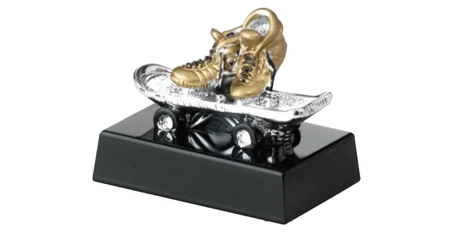 obrazek 1 Figurka w kształcie deski (skatepark)