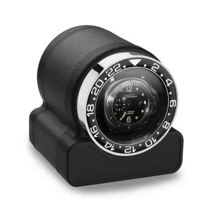 Zdjęcie Niewielkie pudełko na zegarek z naciągiem automatycznym - rotomat