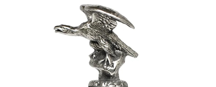 picture 1 Paper knife with eagle figurine