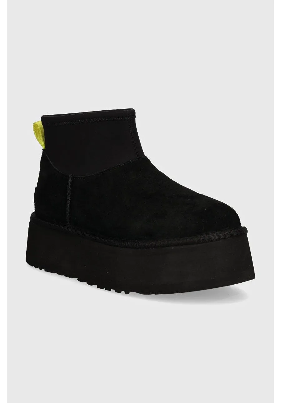 obrazek 1 UGG śniegowce zamszowe Classic Mini Dipper kolor czarny 1168170-BLK