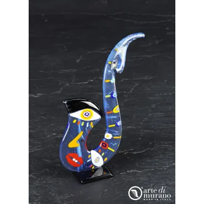 Zdjęcie Abstrakcyjny saksofon ze szkła Murano