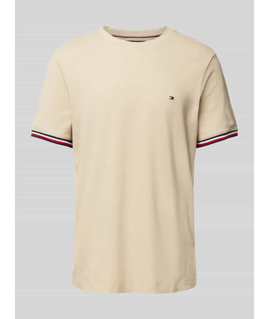 obrazek 1 T-shirt z wyhaftowanym logo