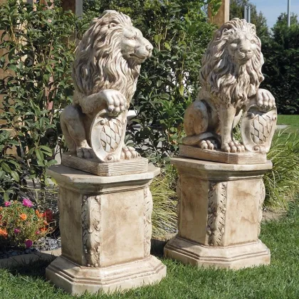 Zdjęcie Rzeźba pary lwów z tarczą – wersja 2 – Italpark