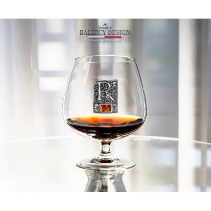 Zdjęcie Kieliszek do koniaku, inicjał z bursztynem