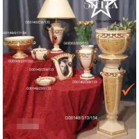 Zdjęcie Dekoracyjna ceramiczna kolumna do salonu
