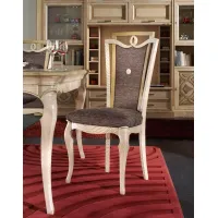 Zdjęcie Piękne włoskie krzesło w stylu antycznym do salonu