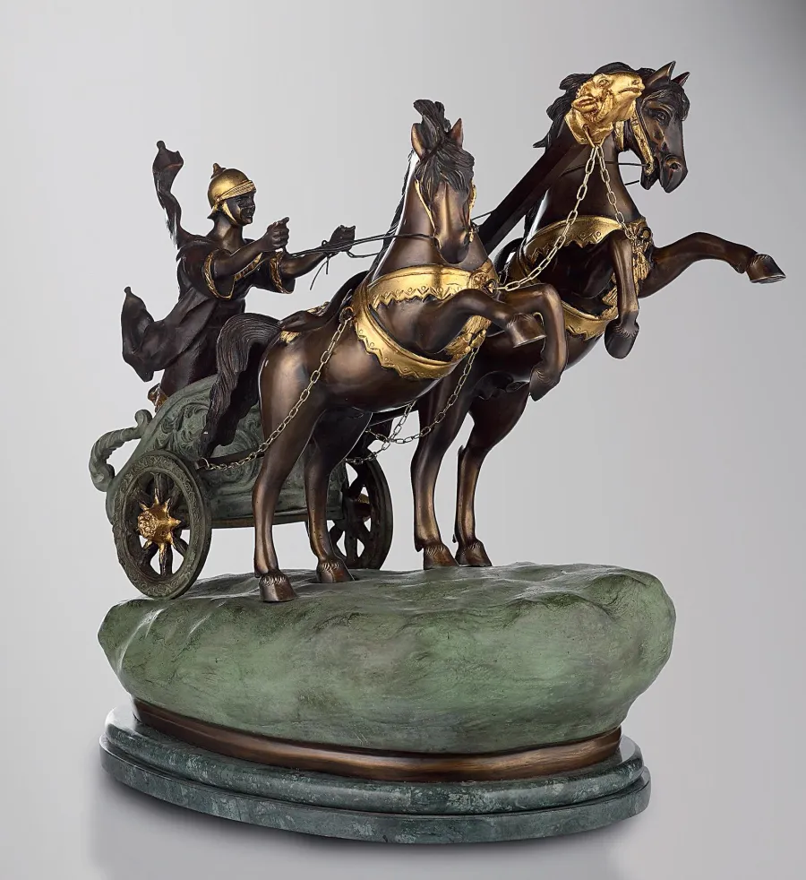 obrazek 1 Rzeźba z brązu przedstawiająca postać w rzymskim rydwanie - Fonderia Artistica Ruocco