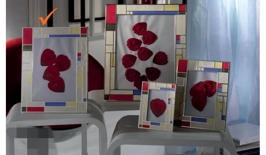 obrazek 1 Dekoracyjna ramka do zdjęć z mosiądzu