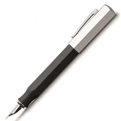 Picture Ondoro Resin Black fountain pen