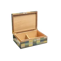 Picture Cigar box made of mahogany and cedar